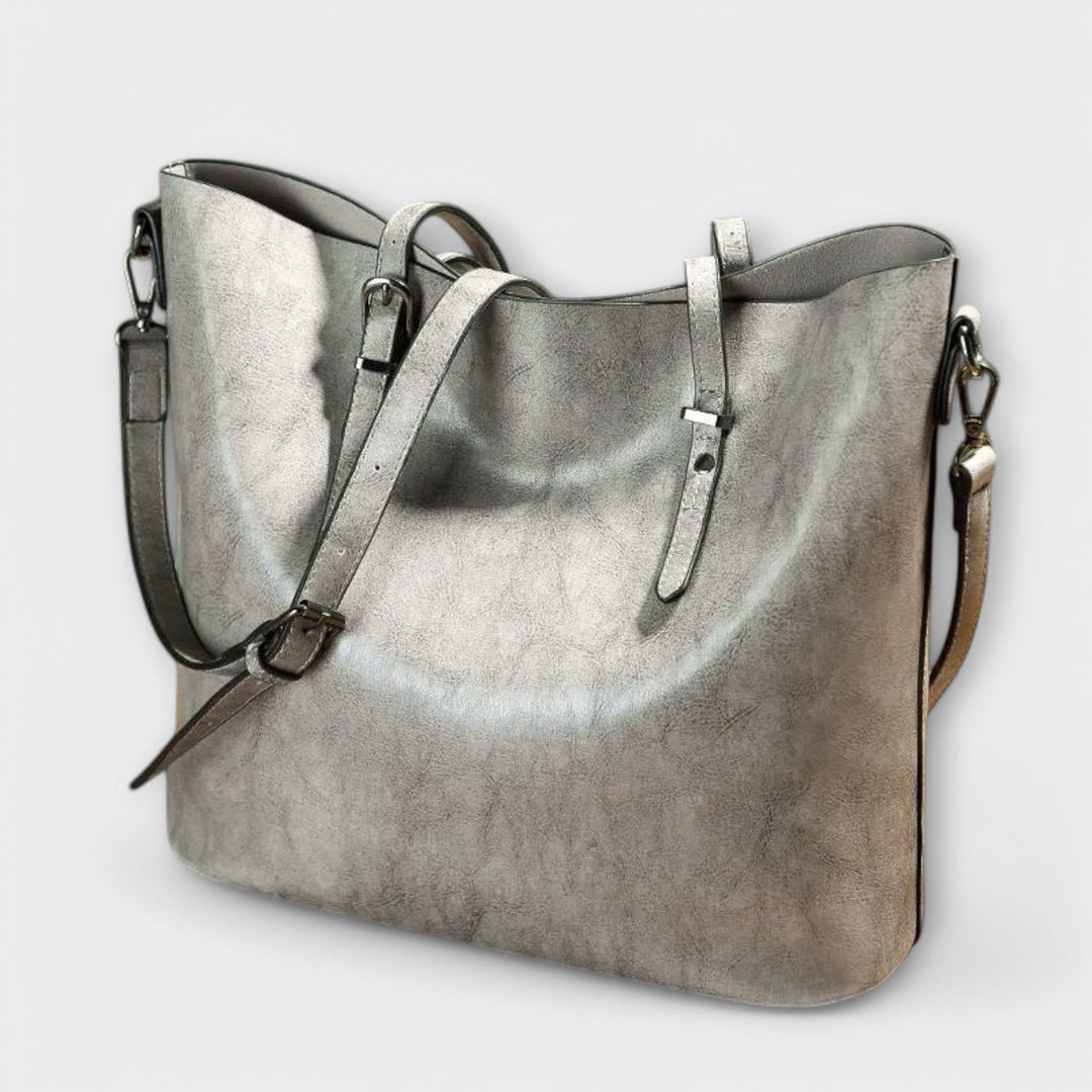 Stilvolle Damen Schultertasche, klassisches Design und geräumig, perfekt als elegante Alltagstasche.