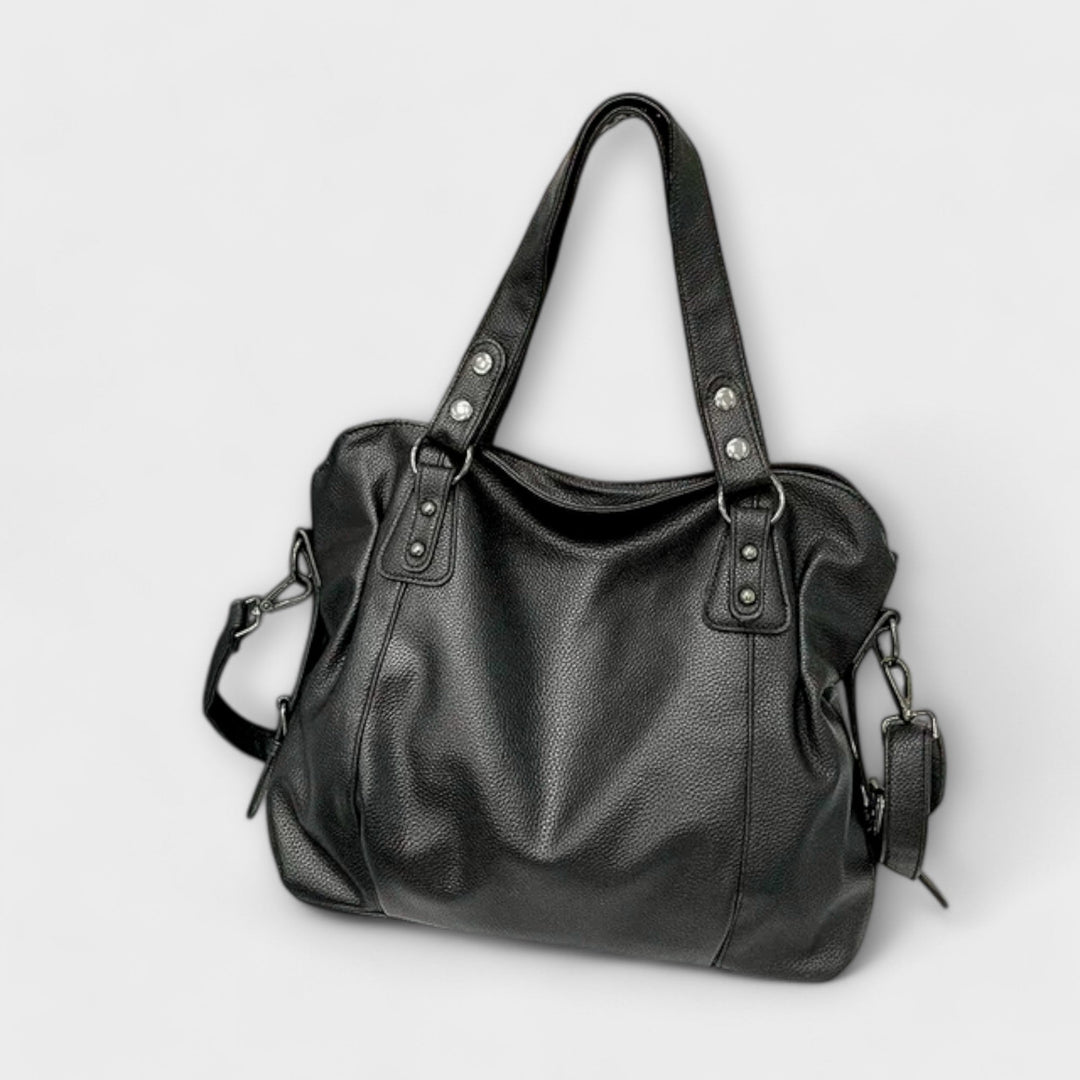 Damen Schultertasche für den Sommer, elegant & stilvoll. Perfektes Accessoire für Freizeit und warme Tage.