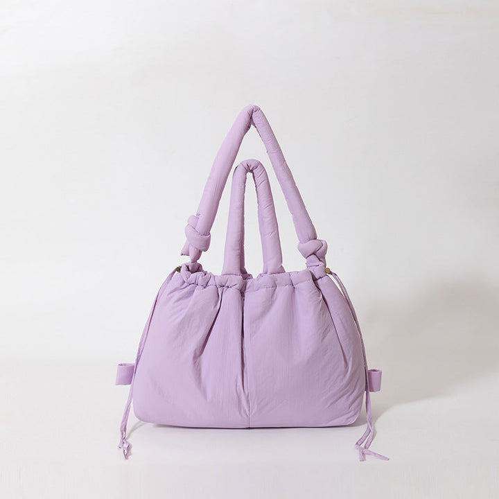 Professionelle Damen Bürotasche, groß genug für Dokumente und Laptop, stilvoll und funktional.