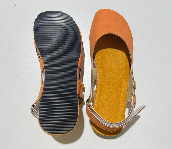 Bequeme & leichte Damen Slingback Flats für den Frühling. Feminine Damenschuhe mit eleganter offener Spitze.