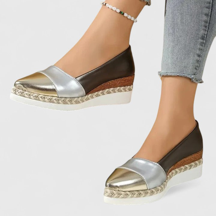 Modische Damen Keilabsatzschuhe mit spitzer Zehe, Slip-On Design für Frühling & Sommer, elegant.