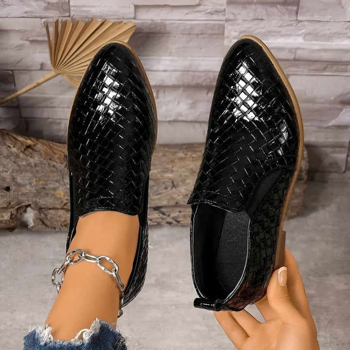 Klassische schwarze Damen Slip-Ons, elegante Business-Schuhe mit niedrigem Komfort-Absatz, vielseitig.
