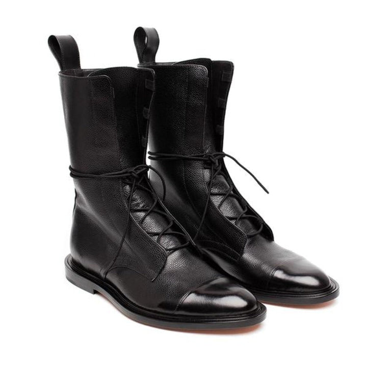 Schwarze Damen Stiefeletten mit bequemem Blockabsatz und Reißverschluss. Perfekt für Herbst & Winter Alltag.