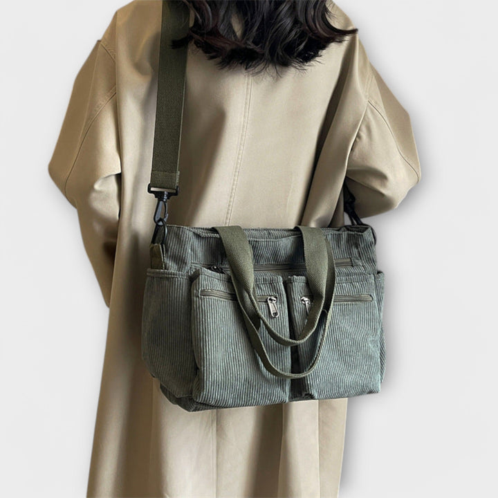 Trendige Tote Bag für Damen, stilvoll & praktisch, ideal als Begleiter für den Tag.