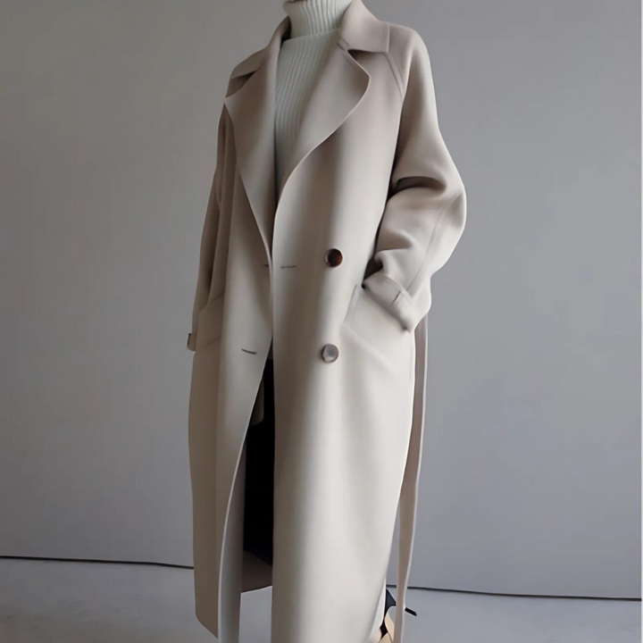Elegante Damen Winterjacke mit Reverskragen in zeitlosem Stil. Perfekt für Herbst & Winter.