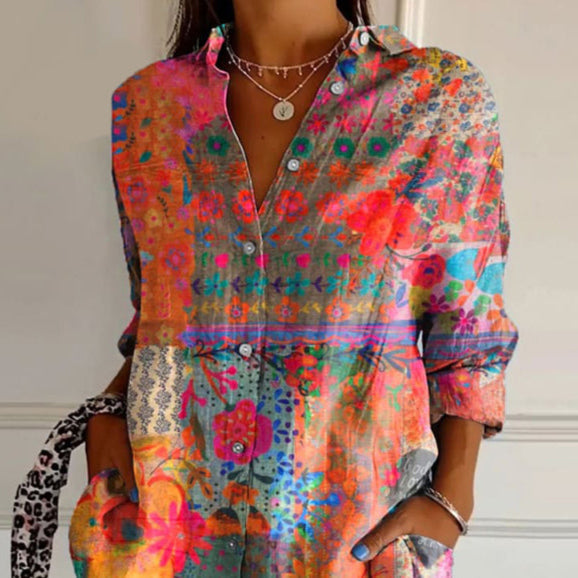 Lässige & komfortable Damen Blumenbluse. Vielseitiges, geblümtes Oberteil für Freizeit und Alltag.