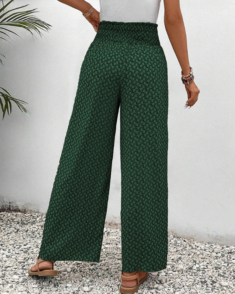 Zeitlose Damenhose: Hoher Bund, weites Bein. Klassisch elegante Maxihose, vielseitig für jede Jahreszeit geeignet.