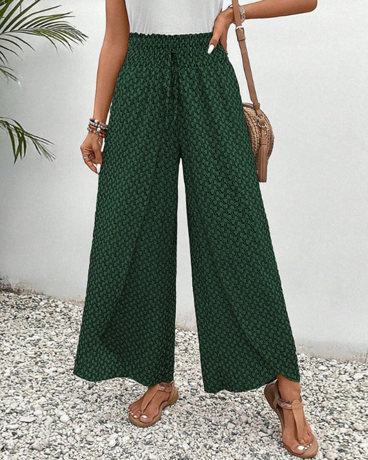 Komfortable schwarze Maxihose für Damen: Hoher Bund, weites Bein. Elegant, vielseitig & ideal für Business & Freizeit.