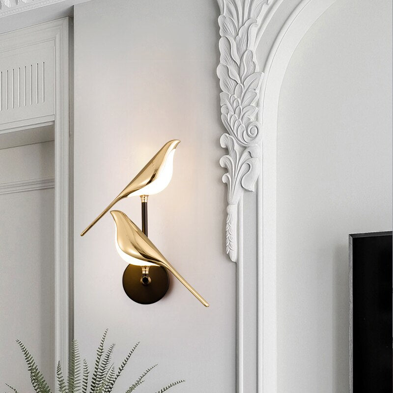 "Elegante goldene LED-Vogel-Wandleuchte, nordisches Design, moderne Beleuchtung für Wohnzimmer oder Schlafzimmer."