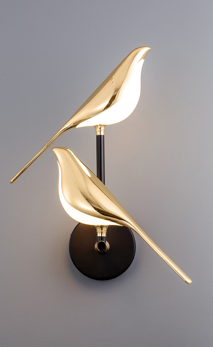 "Elegante goldene LED-Vogel-Wandleuchte, nordisches Design, moderne Beleuchtung für Wohnzimmer oder Schlafzimmer."