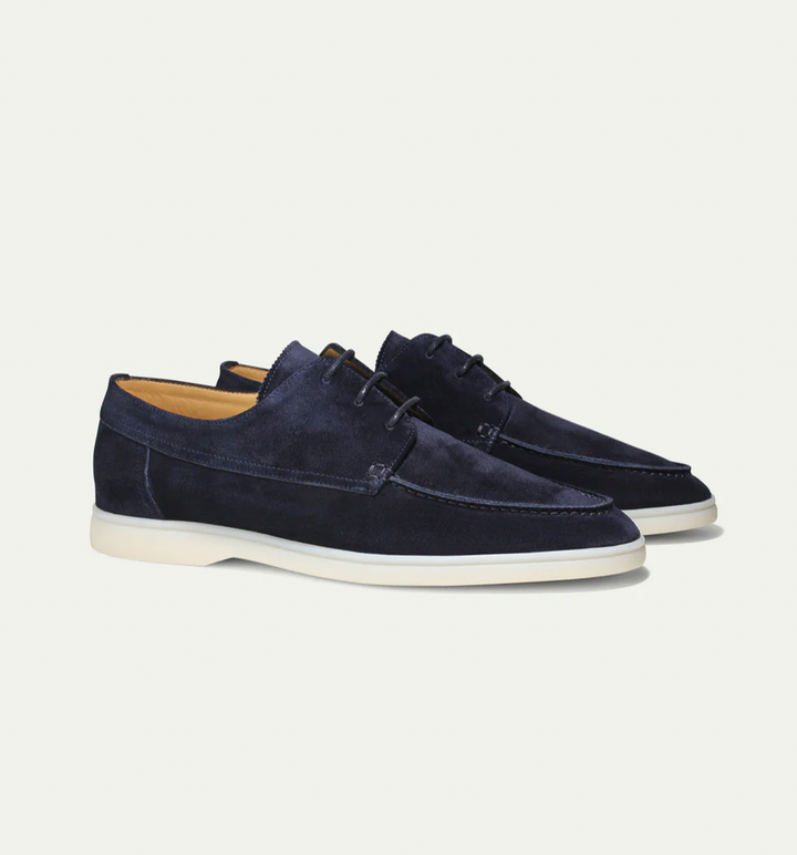 "Elegante Herren Loafer in Beige und Blau, stilvoll und bequem für Büro und Freizeit, hochwertig verarbeitet."