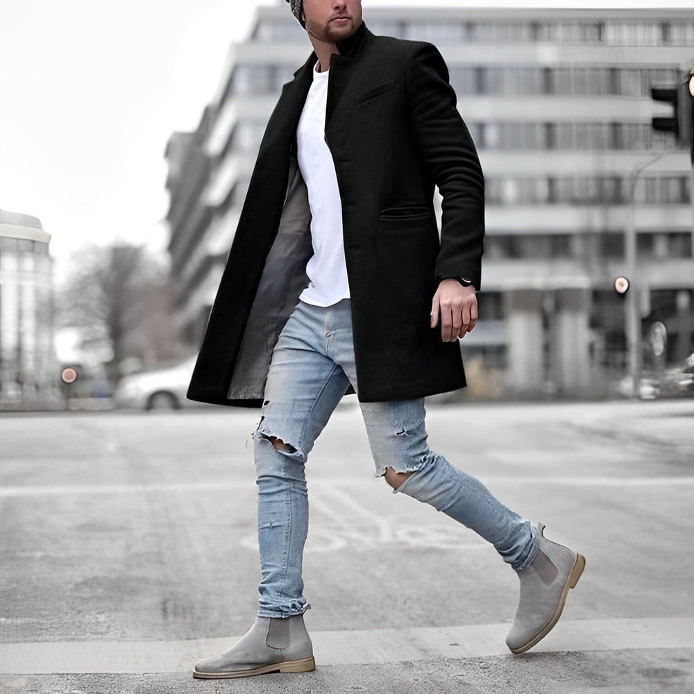 Schwarze oder blaue Herrenjacke, perfekt für formelle Anlässe oder stilvolle Smart Casual Looks. Elegante Herrenmode.