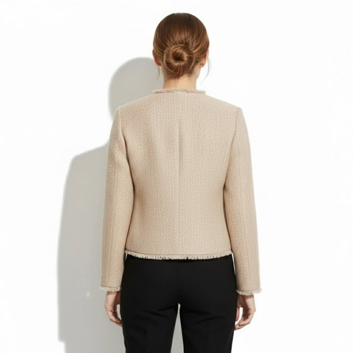 Vielseitige Jelani Damenjacke: Modisch, bequem & elegant. Ein Must-have für jede Frau.
