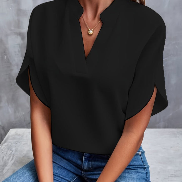 Stilvolle Frühlings-Damenbluse, leicht und elegant. Ideal für Sommerstil und vielseitige Kombinationen.