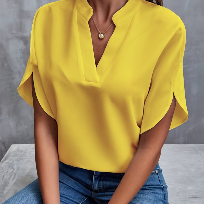 Modische leichte Damenbluse, elegant und bequem. Perfekte Frühlings- und Sommerbluse für jeden Anlass.
