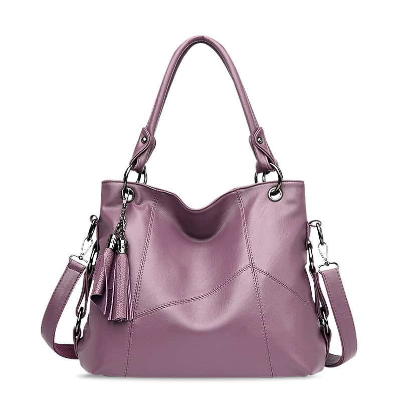 Lila Damen Schultertasche aus veganem Leder. Elegante Handtasche, ein stilvolles Statement für moderne Frauen.