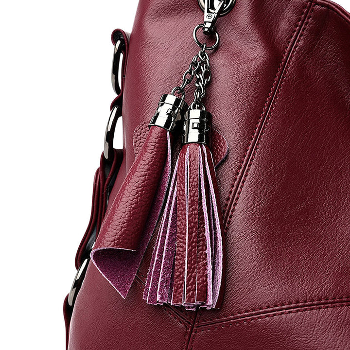 Moderne Damen Handtasche aus veganem Leder. Schicke Umhängetasche, langlebig und ideal für den täglichen Gebrauch.