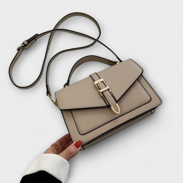 Elegante strukturierte Damen-Schultertasche in zeitlosem Design. Perfektes Accessoire für Business & Freizeit.