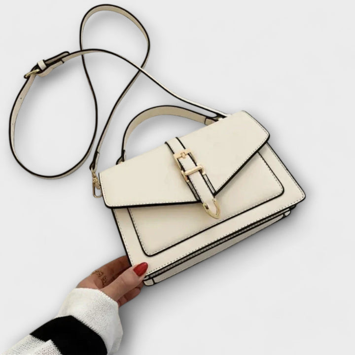 Schicke Damen-Schultertasche in strukturiertem Leder-Look. Ein vielseitiger Begleiter für jeden Tag & Anlass.