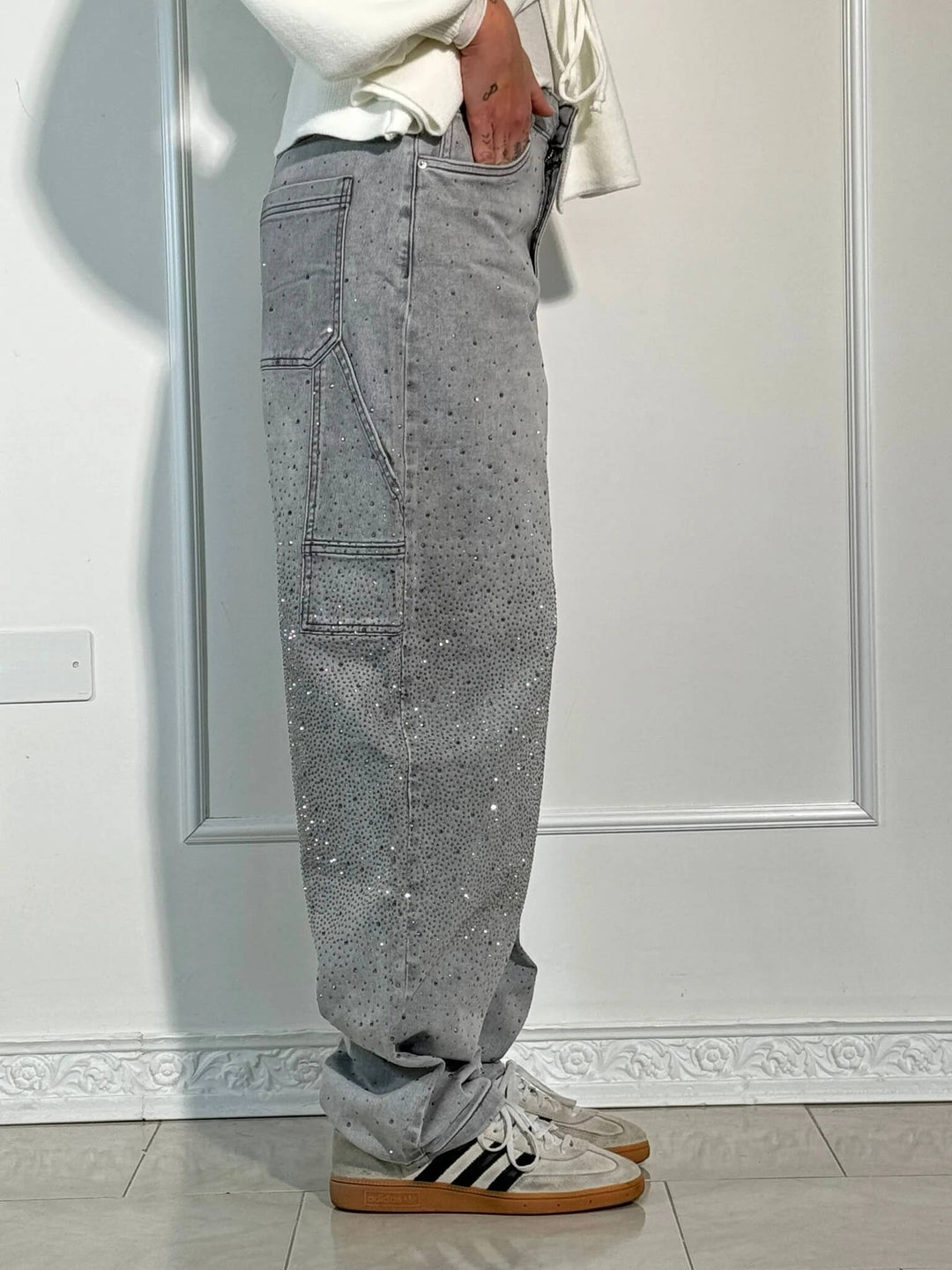 Alltagstaugliche weite Damenhose, elegant & bequem, Loose Fit, ideal für Frühling & Büro.