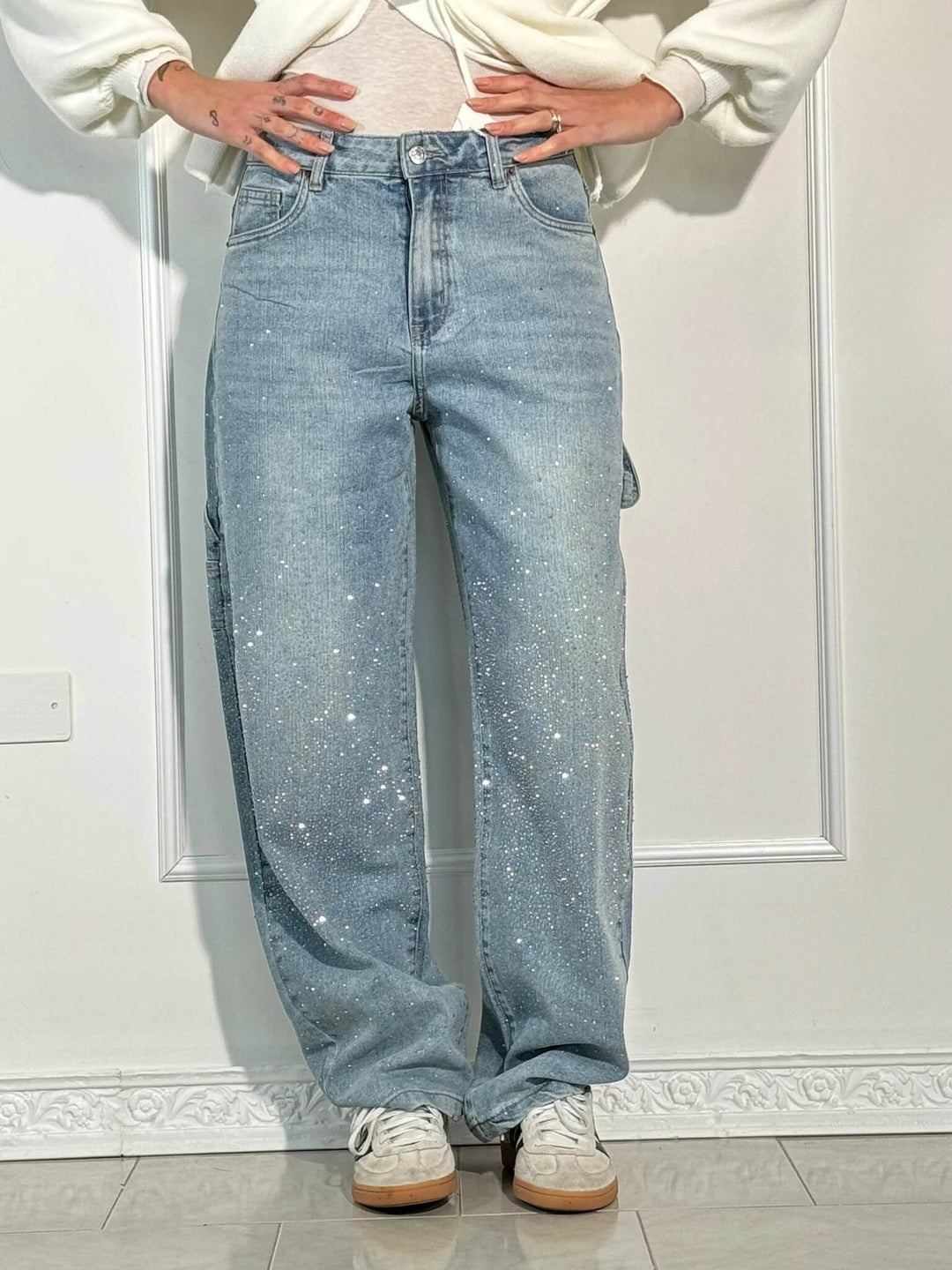 Modische weite Hose für Damen, frühlingstauglich, elegant & komfortabel für jeden Anlass.