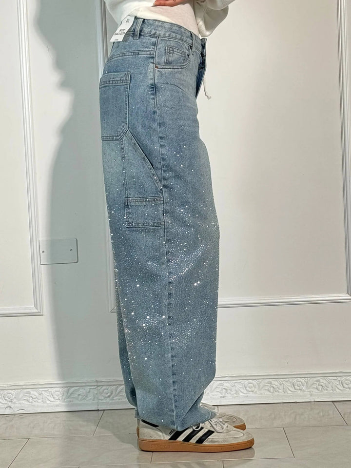 Vielseitige weite Damenhose, frühlingstauglich, elegant für Büro, locker für Freizeit.