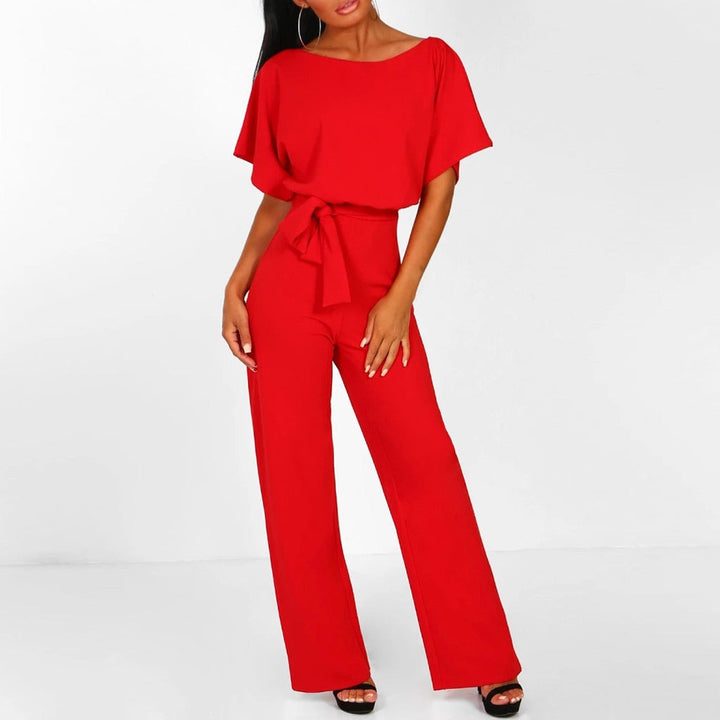 "Eleganter beige Damen Jumpsuit, femininer Schnitt, betont Konturen, ideal für Dinnerpartys und Ausflüge, vielseitig stilvoll