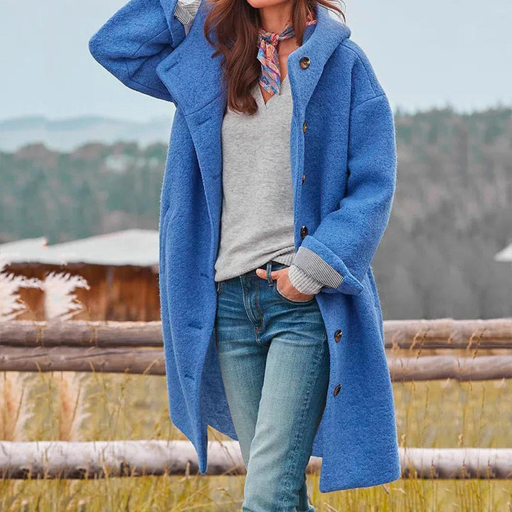 Zeitloser langer Damen Mantel, perfekt als stilvoller Büromantel oder für Herbst Freizeit Outfits.