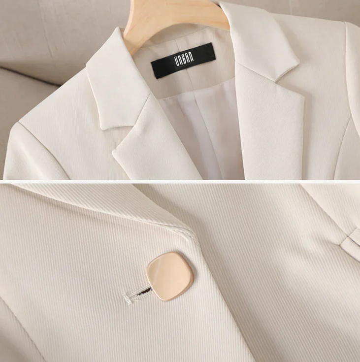 Vielseitiger Damen Blazer, ganzjährig tragbar, elegant, langärmlig. Ideal für Business, Büro & Freizeit.
