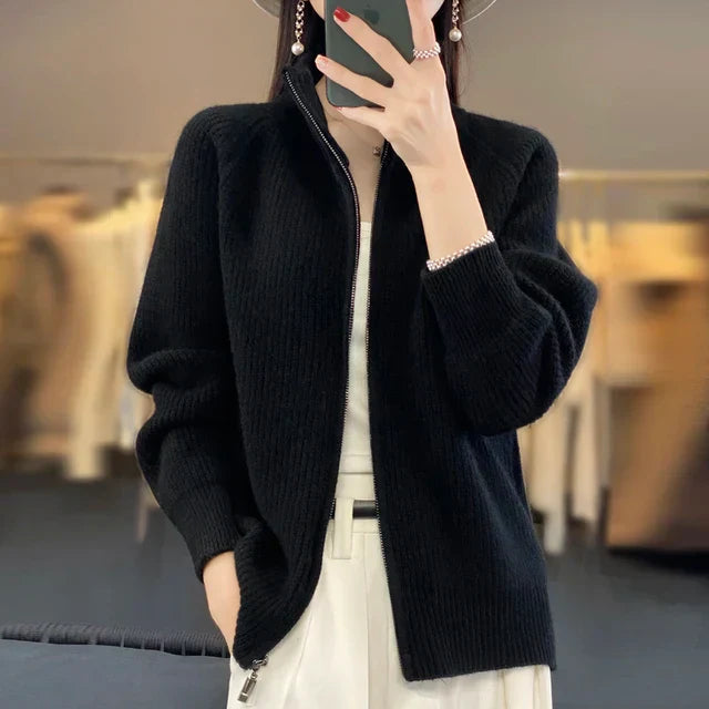 Vielseitiger Damen Cardigan als Strickjacke, ideal für elegante Büro-Looks oder lässige Freizeit-Outfits.