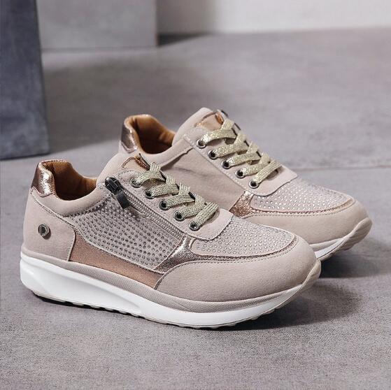 Atmungsaktiver Damen Sneaker. Ein eleganter Leichtschuh mit Reißverschluss, perfekt für Komfort und Stil in jeder Freizeitsituation.