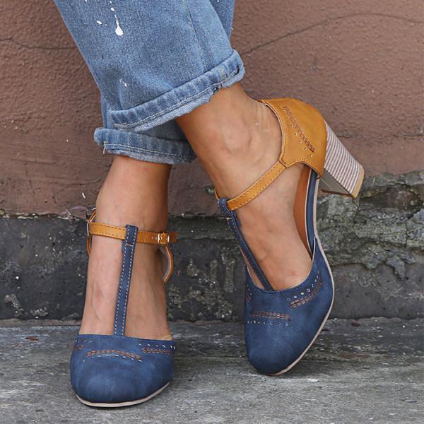 Bequeme Damen Mary Janes mit Chunky-Heel. Klassische und modische Riemchenschuhe für den Frühling.