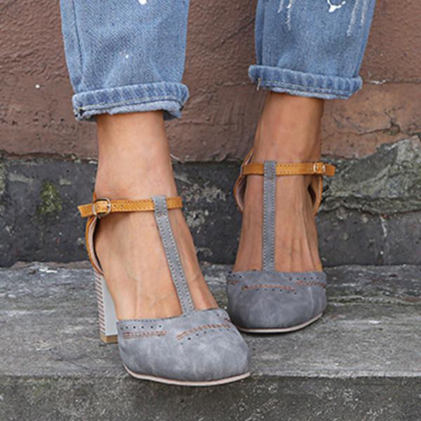 Stylische Damen Mary Janes mit Chunky-Heel. Vielseitige elegante Frühjahrsschuhe für jeden Anlass.