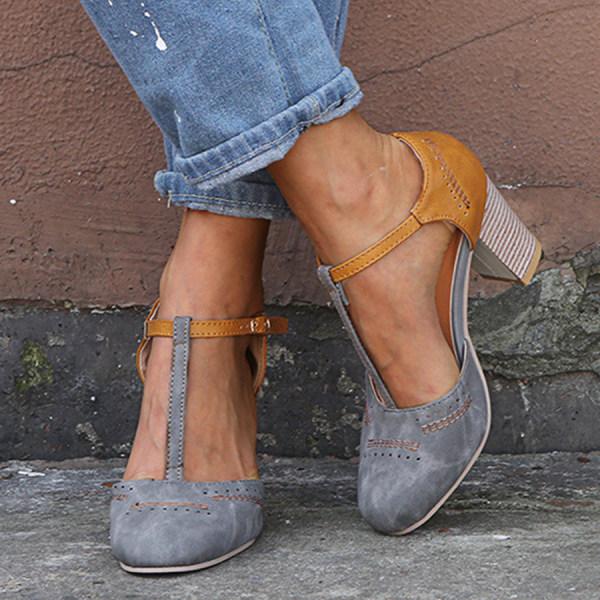 Modische Mary Janes mit Chunky-Heel, ideale Frühjahrsschuhe für Damen. Elegante und bequeme Damenschuhe.