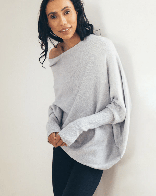 Schicker schulterfreier Damenpullover, vielseitiges Oberteil für Herbst & Winter, elegant & modern.