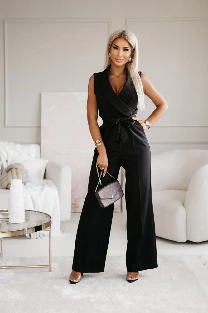 Festlicher Damen Jumpsuit in elegantem Design. Langarm Overall mit weitem Bein für besondere Anlässe.