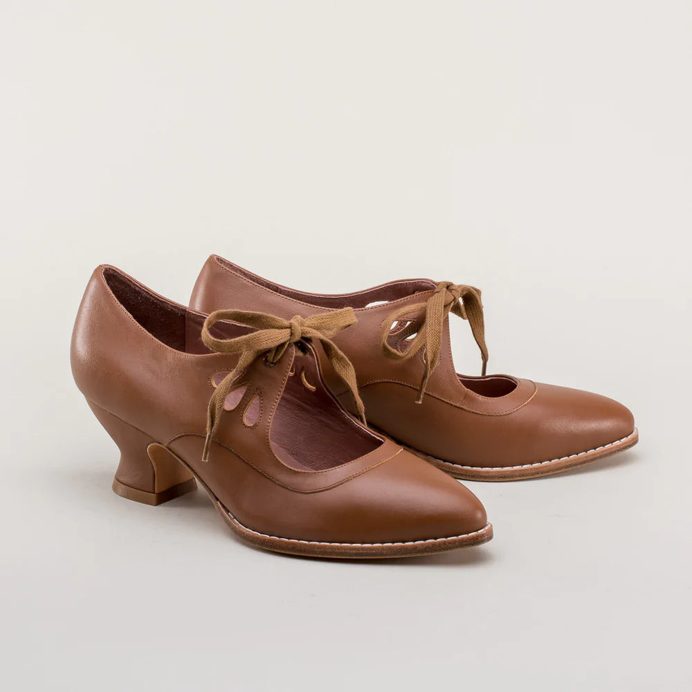 Eleganter Damen Pumps mit hohem Absatz, Fußgewölbestütze und rutschfester Sohle für Komfort den ganzen Tag.