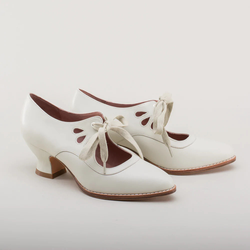 Klassische hochhackige Damen Pumps für Büro & formelle Anlässe, mit Fußgewölbestütze und Komfort.