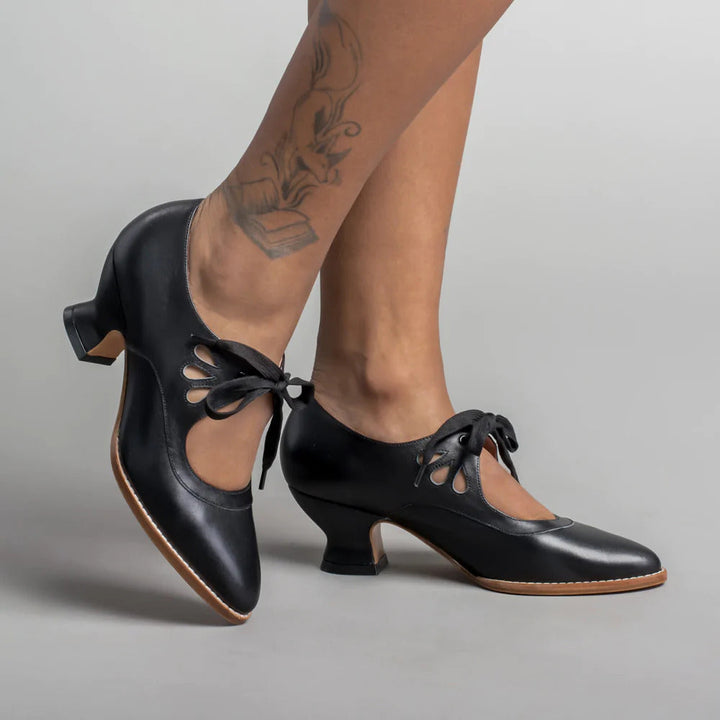 Bequeme Absatzschuhe für Damen mit Fußgewölbestütze und rutschfester Sohle. Perfekt für lange Tage.