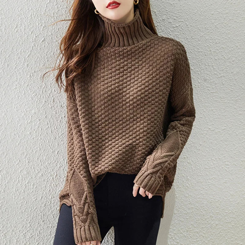 Eleganter Damen Rollkragenpullover mit Zopfmuster aus weichem Strick, perfekt für den Frühling und Alltag.