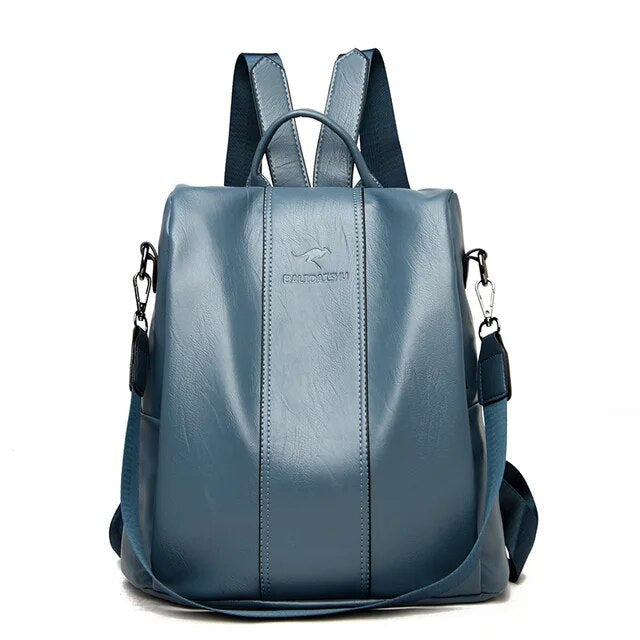 Stilvoller Damen Rucksack (Schwarz) getragen, ideal als Reiserucksack mit Diebstahlschutz & Tragekomfort.