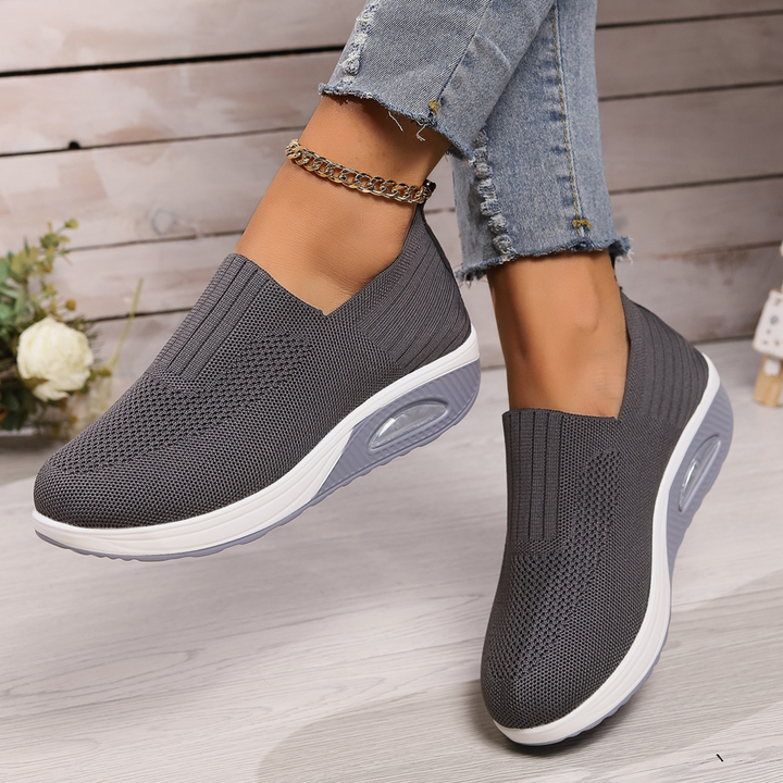 Stilvoller Damen Bequemschuh, ideal für lange Tage, mit integrierter Schmerzlinderung & hoher Atmungsaktivität.