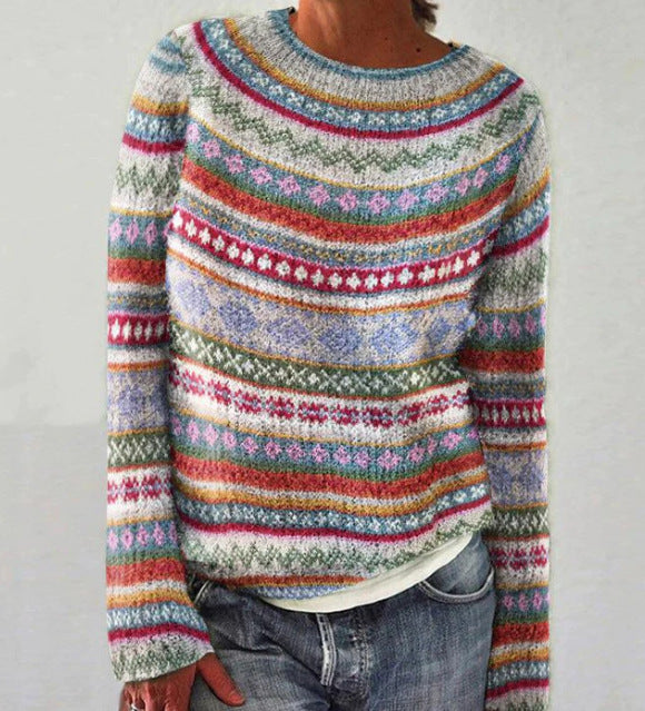 Gemütlicher Damen Strickpullover mit Rundhalsausschnitt für Winter- und Herbstmode. Stilvolles Langarm Oberteil in Damenmode.
