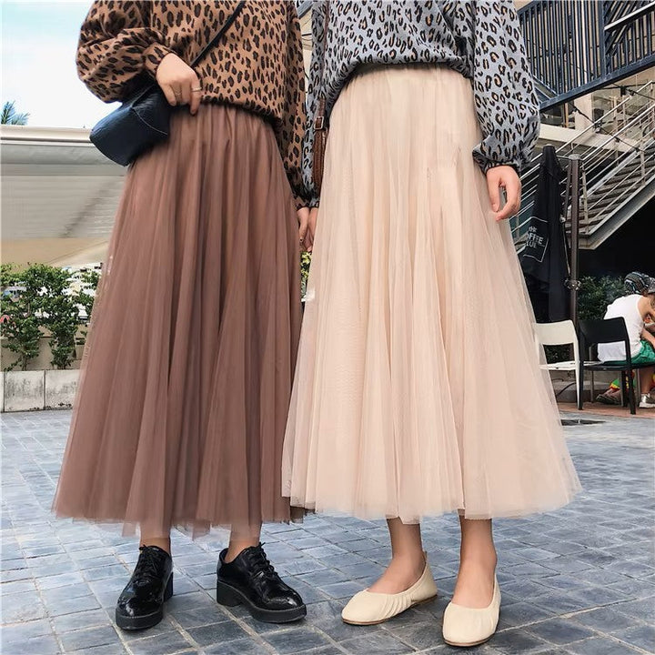 Romantischer Damenrock aus Tüll, A-Linie. Hoch taillierter Maxirock für elegante und festliche Frühlings- & Sommer-Outfits.