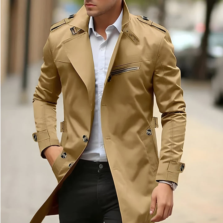 Luxuriöser langer Damen Trenchcoat mit Gürtel, der die feminine Silhouette betont, ideal für Business & Freizeit.