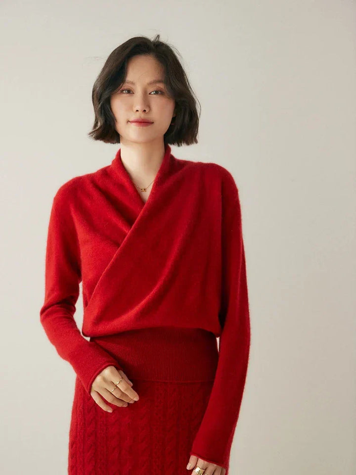 Modischer Crossover-Langarmpullover für Damen, komfortabel im Alltag.