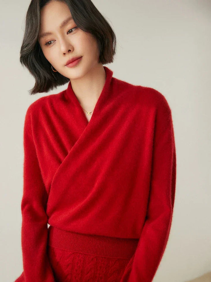 Stilvoller Feinstrick-Wickelpullover für Damen, schmeichelnde Passform.