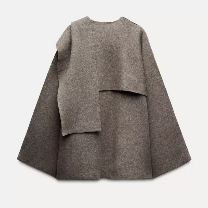 Stilvoller Damen Winter-Cape-Mantel für modische Auftritte im Herbst/Winter. Asymmetrisches Design, elegant & bequem.