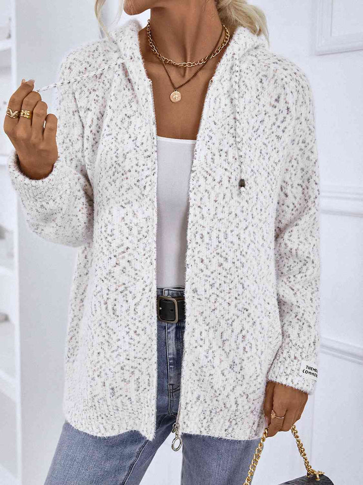 Warmer Damen Reißverschluss-Cardigan. Kuschelige Strickjacke für Frauen, perfekt für kalte Tage im Herbst/Winter.