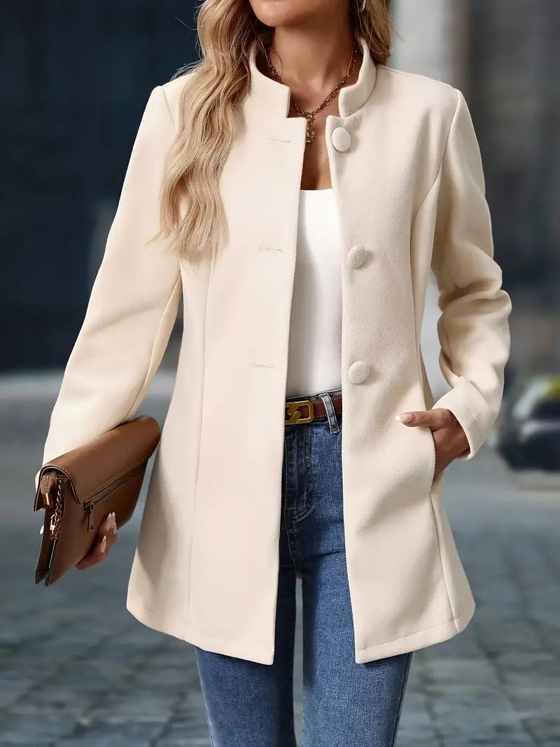 Klassischer Damenmantel als eleganter Winter-Langmantel. Optimal für einen stilvollen Auftritt im Business Look.